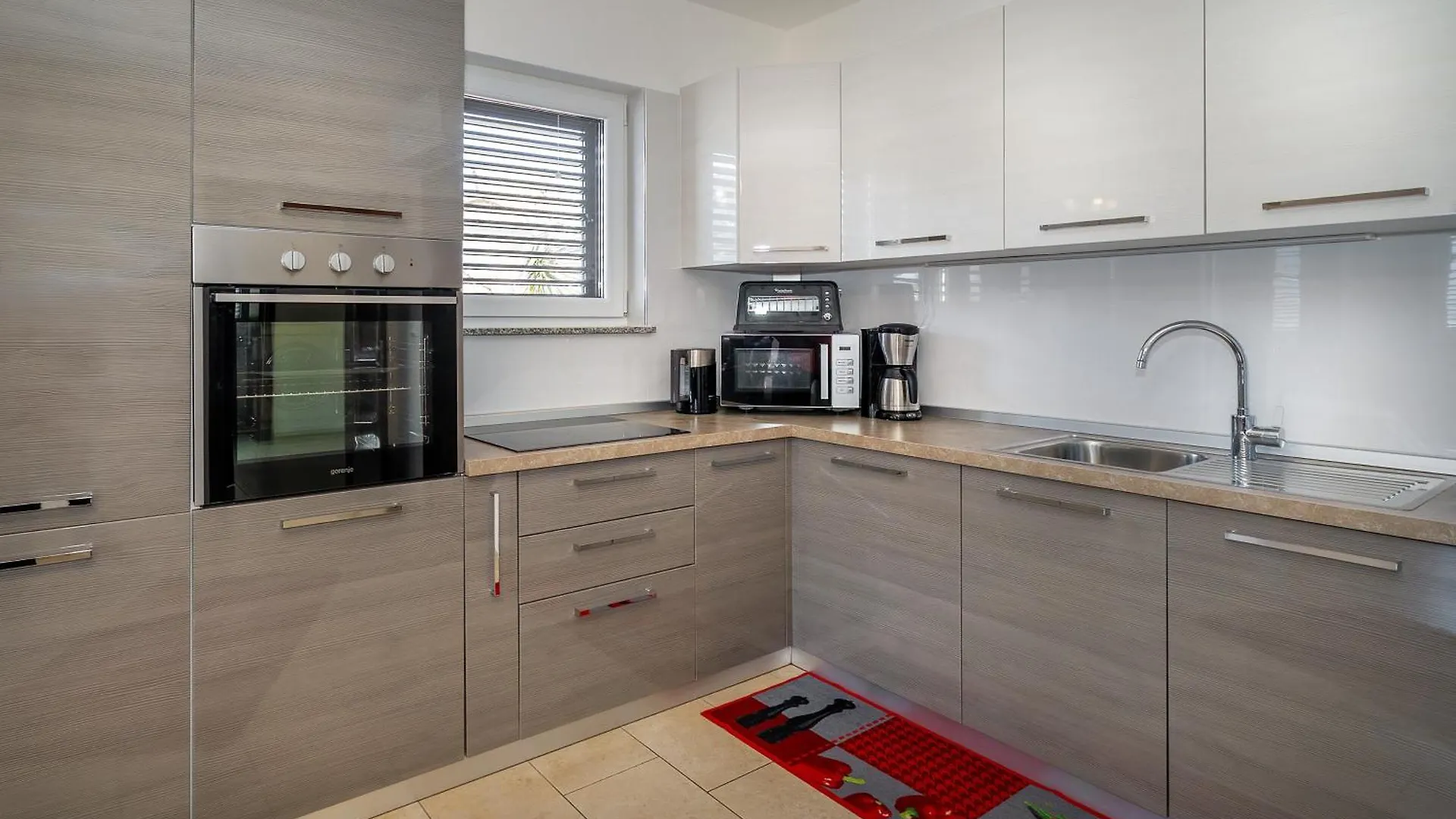 Apartment Harmonie With Jacuzzi And Terrace Jurandvor