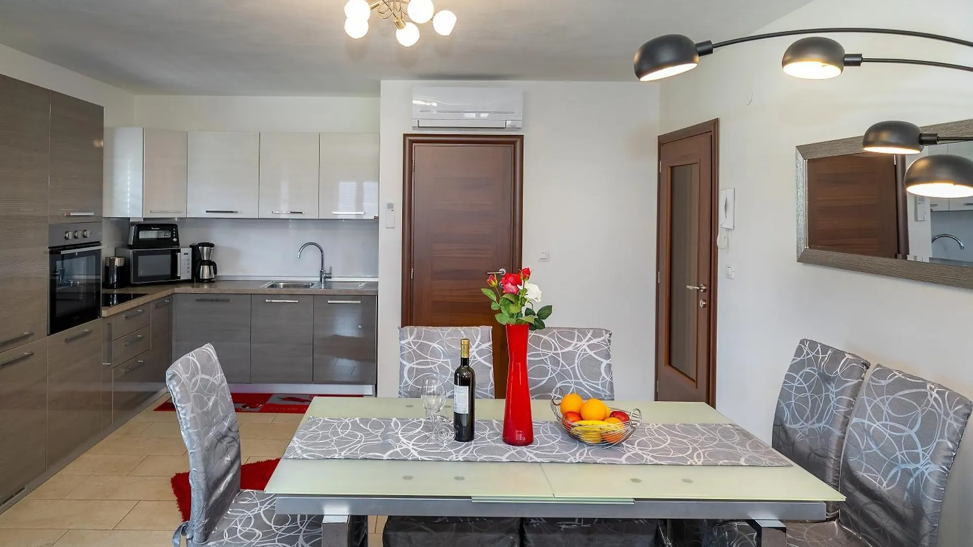 Apartment Harmonie With Jacuzzi And Terrace Jurandvor 0*,  Croatia