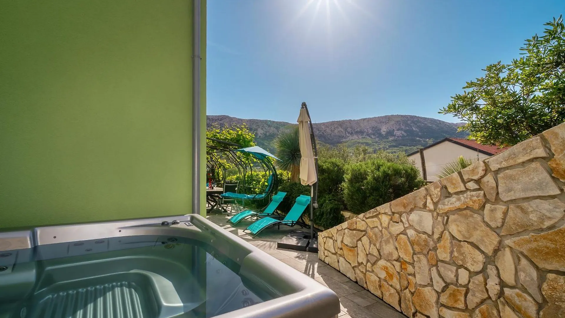 Apartment Harmonie With Jacuzzi And Terrace Jurandvor Croatia